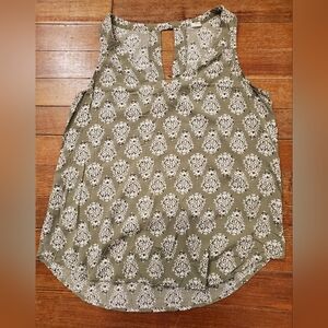 100% rayon sage green sleeveless blouse
